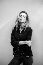 Kim Lêa-Nude-10-leakedmodels.com.jpg