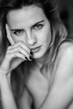 Kim Lêa-Nude-11-leakedmodels.com.jpg