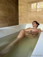 jennyoops - 2022-11-15 - 960x1280_5ff1dbec78b36b6fd1303ca1bd36237f.jpg