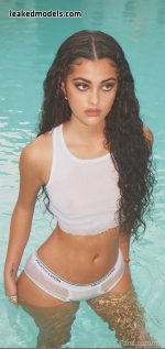 malu_trevejo_-_malutrevejo18_leaked_nude_leakedmodels.com_0041.jpg