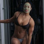 Qimmah-russo_Nude_Leaks_leakedmodels.com_0003.jpg