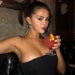 Selena-gomez_Nude_Leaks_leakedmodels.com_0006.jpg