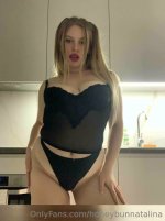 honeybunnatalina - 959x1280_a84ac8831844e799216a35f8bf9307a4.jpg