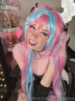 2023-03-15_Bubble_Gum_Emo (3).jpg