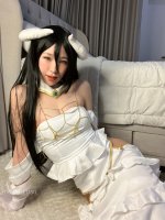 Meriol Chan cosplay Albedo - Overlord (1).jpg