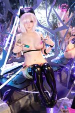 Hoshilily (星之迟迟) cosplay Mashu Kyrielight Nurse  – FateGrand Order (8).jpg