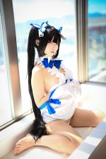 なごみ亭ちゅちゅ (nagomitei_chu2) cosplay Hestia - DanMachi (25).jpg