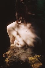 Liza Molnar-Nude-6-leakedmodels.com.jpg