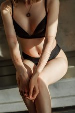 Anya Kosik-Nude-11-leakedmodels.com.jpg