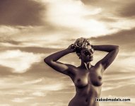 stefania_ferrario_leaked_nude_leakedmodels.com_0138.jpg