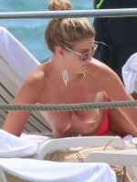 amy-willerton-topless-07.jpg