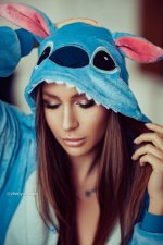 Eva Lunichkina-Nude-1-leakedmodels.com.jpg