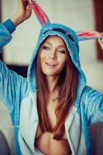 Eva Lunichkina-Nude-4-leakedmodels.com.jpg