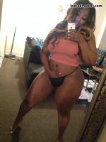 ashley_bombshell_nude_leaked_021.jpg