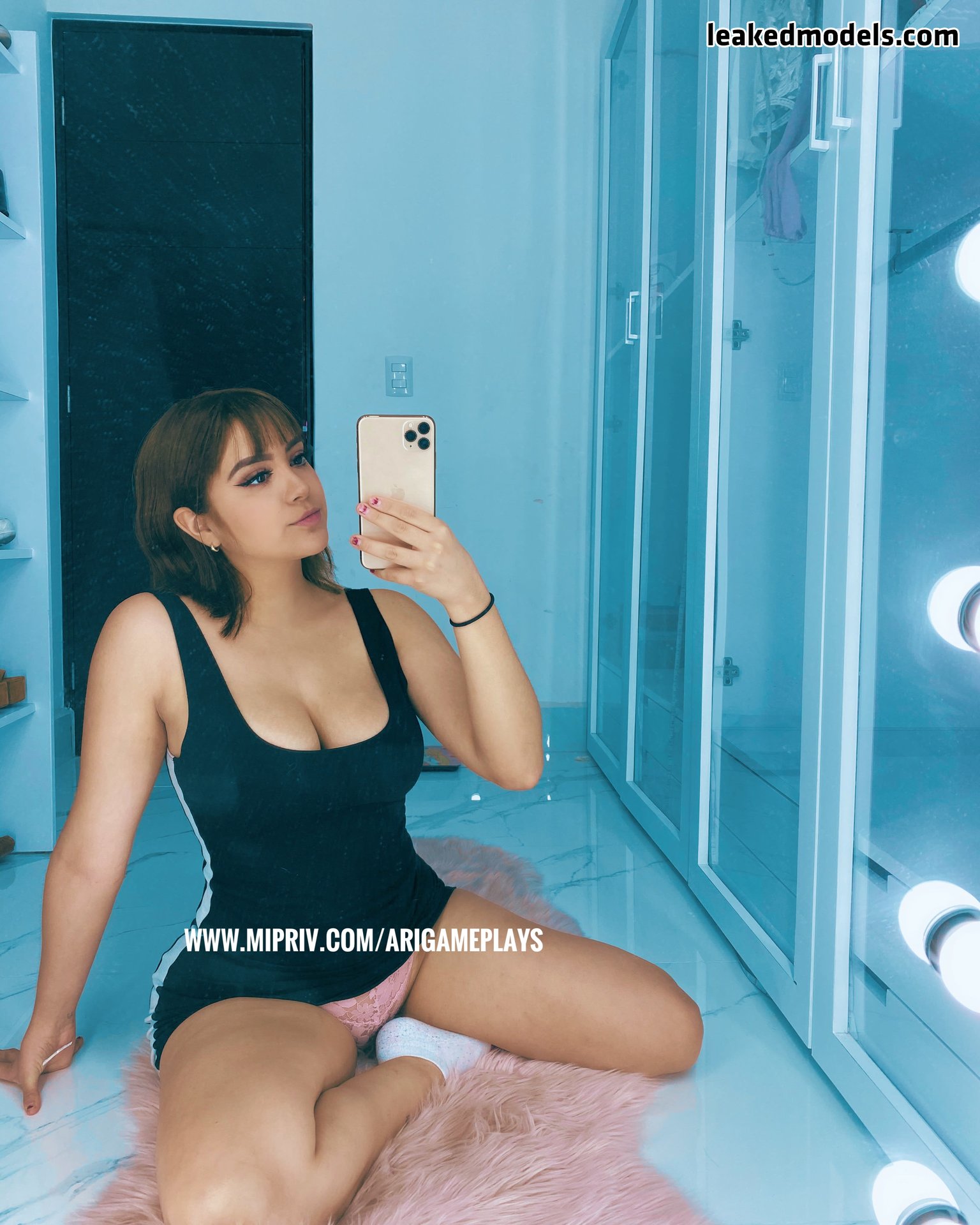 AriGameplays Instagram Nude Leaks (47 Photos)