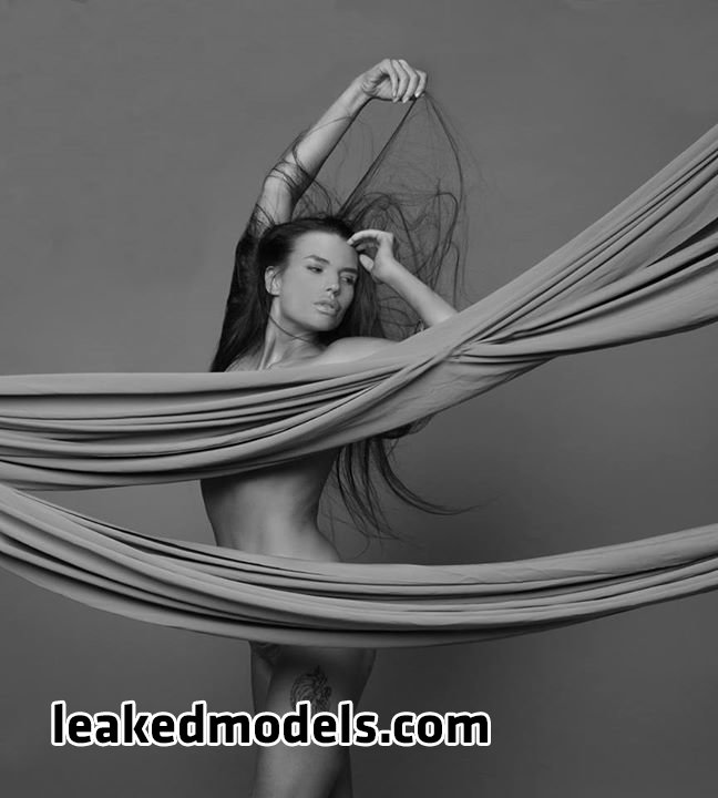 alona mandel suslova leaked nude leakedmodels.com 0009 - Alona Mandel-Suslova Instagram Nude Leaks (9 Photos)